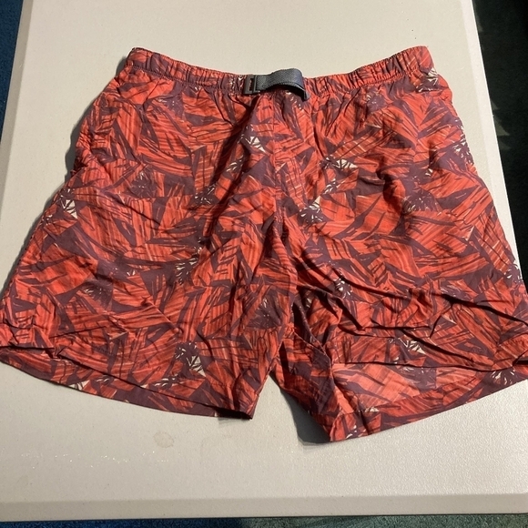 Columbia Omni-Shade Sun Protection Red Palm Leaves Swim Trunks Men's Large L EUC - Picture 1 of 8